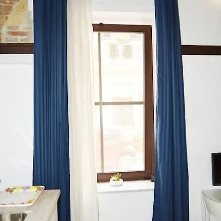 Sm Maisonette Villanova *
