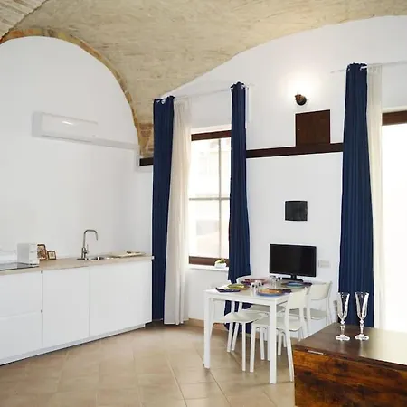 Sm Maisonette Villanova *